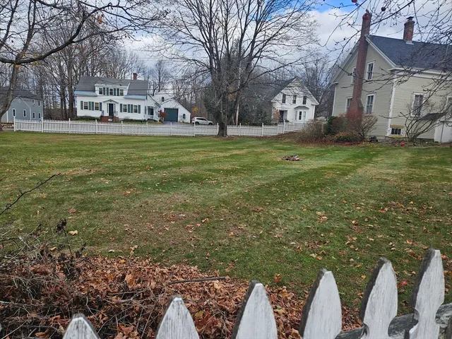 $499,000 | 108 Maple Street, Hopkinton, NH 03229