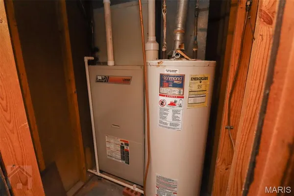 $224,900 | 21195 Highway 28, Dixon, MO 65459