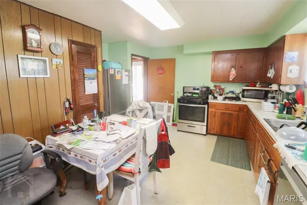 $224,900 | 21195 Highway 28, Dixon, MO 65459