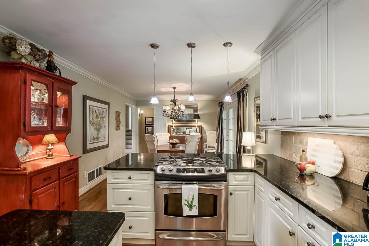 3429 Kettering Lane Birmingham, AL 35243 - Photo 3 of 6