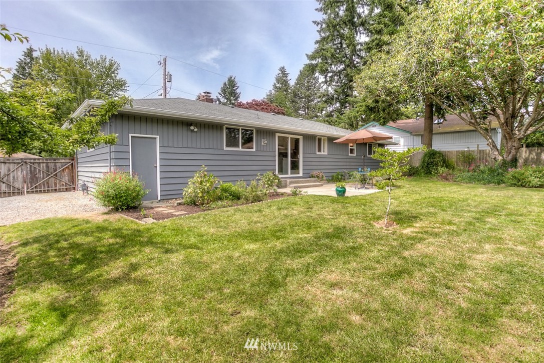 23523 2nd Avenue West Bothell, WA 98021 - Photo 23 of 25