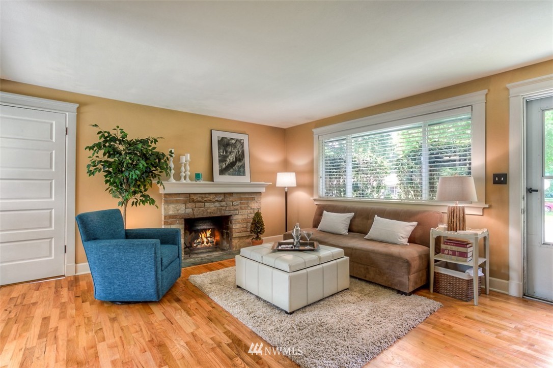 23523 2nd Avenue West Bothell, WA 98021 - Photo 8 of 25