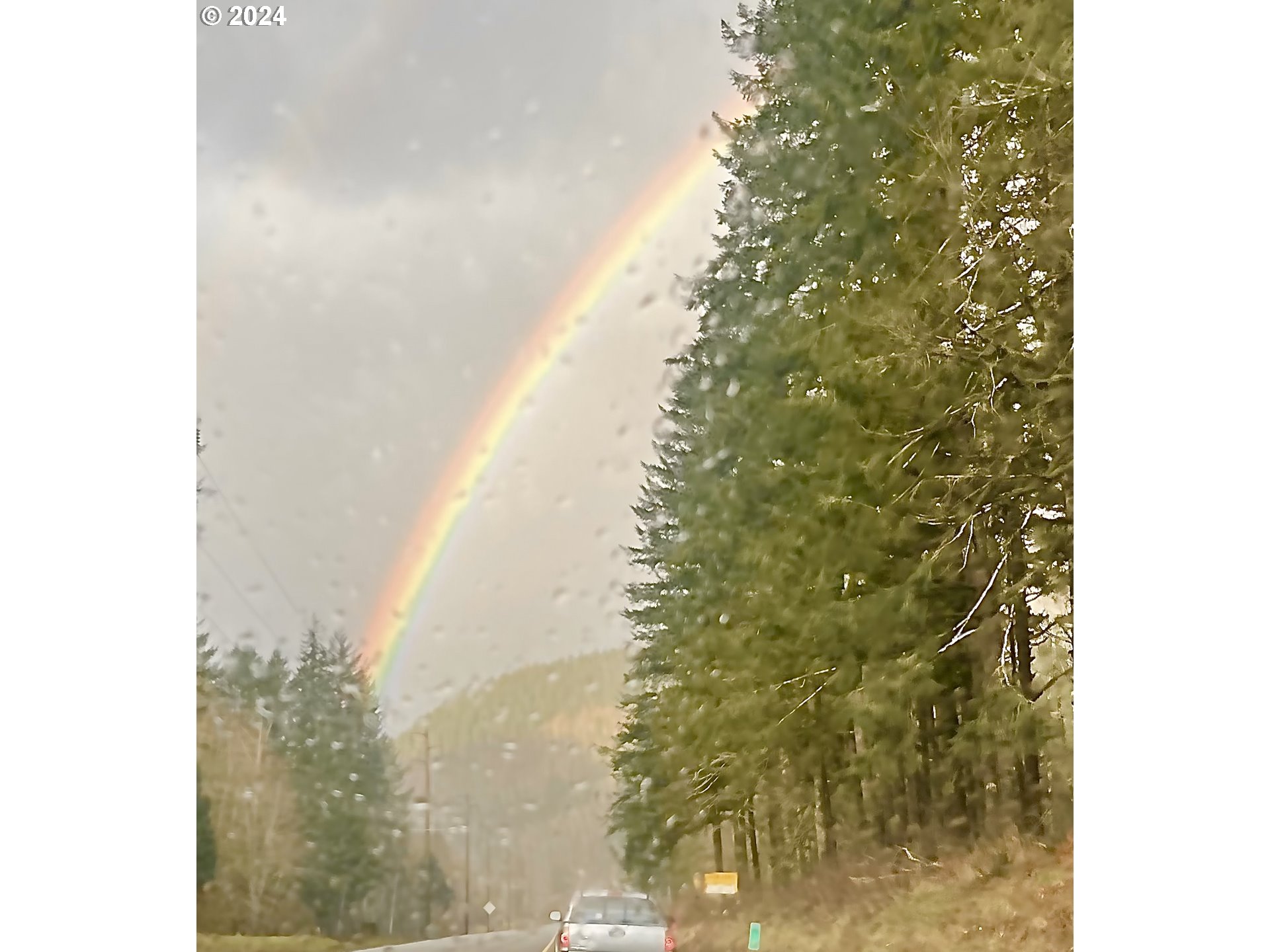 501 Garibaldi Avenue, Unit 8 Garibaldi, OR 97118 - Photo 17 of 21 a bathroom with a shower curtain