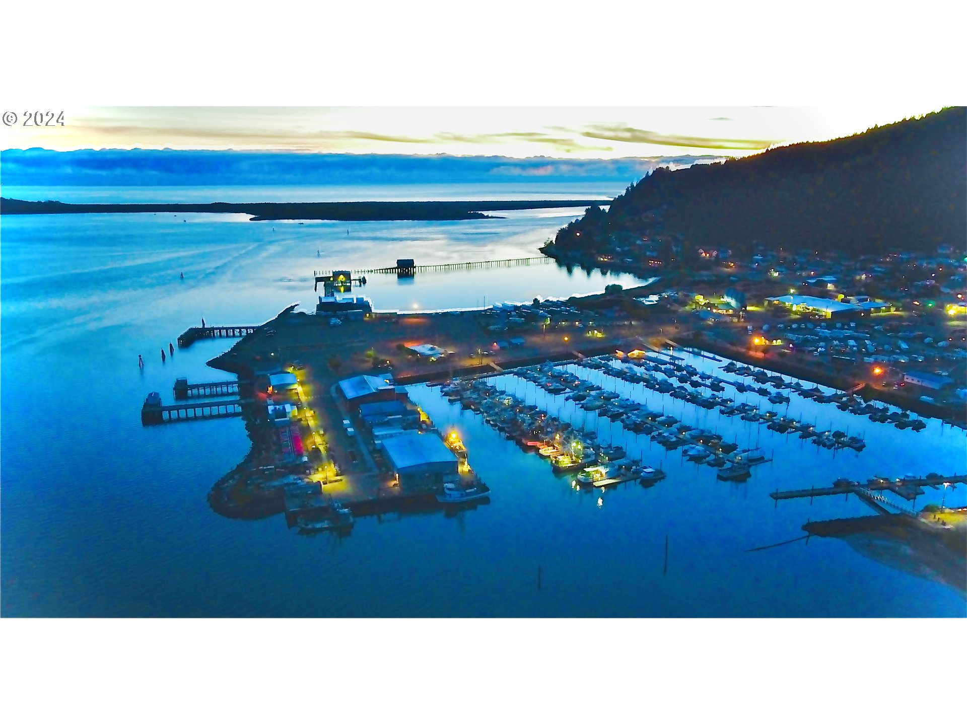 501 Garibaldi Avenue, Unit 8 Garibaldi, OR 97118 - Photo 2 of 21 a black and white photo of a room
