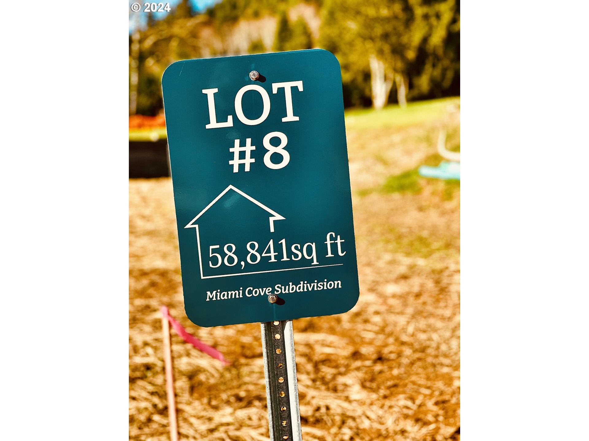 501 Garibaldi Avenue, Unit 8 Garibaldi, OR 97118 - Photo 7 of 21 a sign broad on a wall