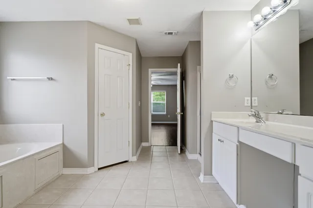 $2,500 | 2490 Pepper Drive, Navarre, FL 32566