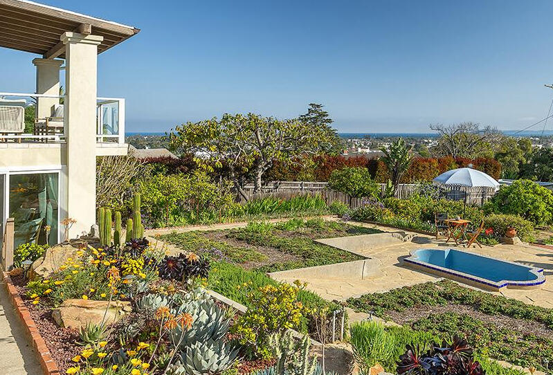967 Garcia Road Santa Barbara, CA 93103 - Photo 4 of 20 Over-sized backyard with views