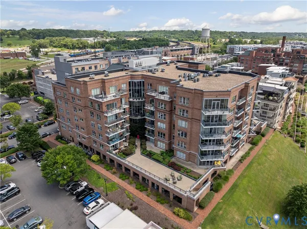 $415,000 | 4820 Old Main Street, Unit 402, Henrico, VA 23231