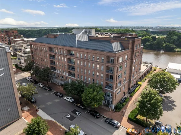 $415,000 | 4820 Old Main Street, Unit 402, Henrico, VA 23231
