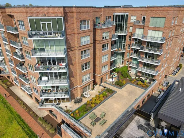 $415,000 | 4820 Old Main Street, Unit 402, Henrico, VA 23231