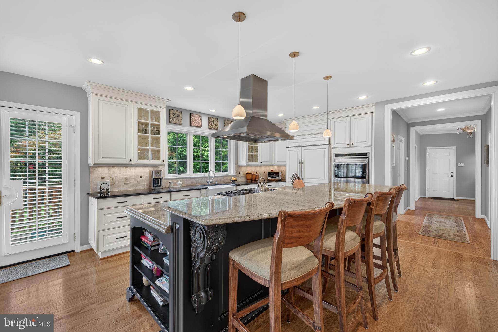 13909 Darnestown Road Gaithersburg, MD 20878 - Photo 4 of 64