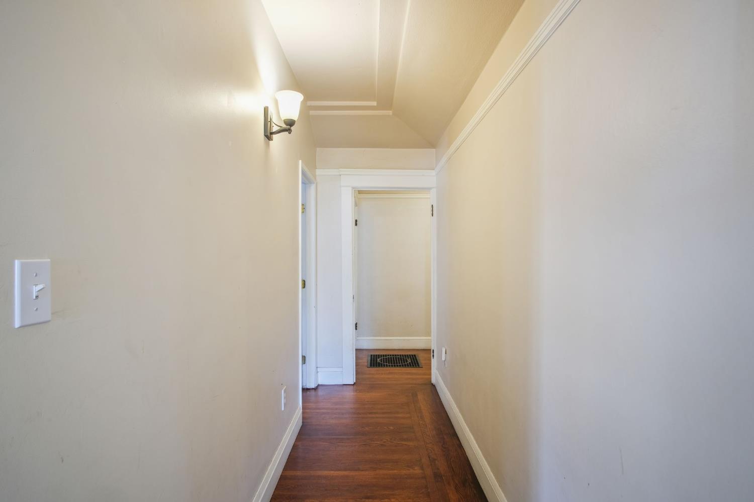 930 West Harding Way Stockton, CA 95203 - Photo 10 of 21 Gallery Image 10