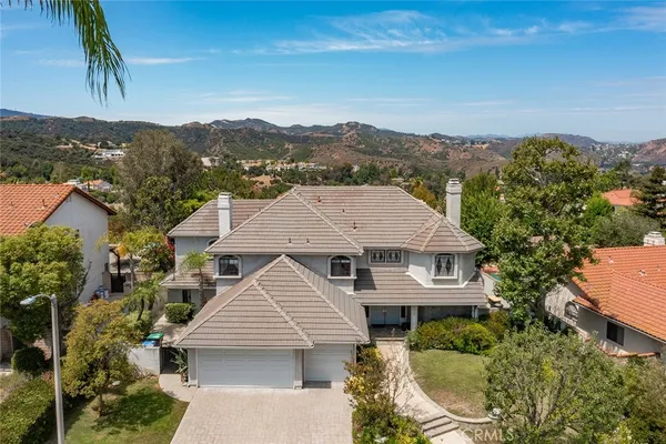 $2,250,000 | 22128 Palais Place, Calabasas, CA 91302