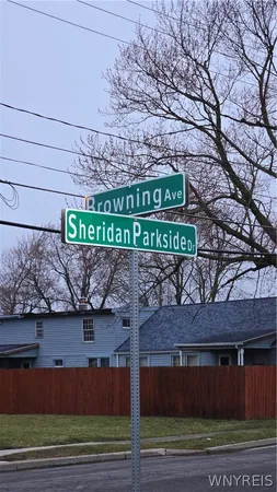 $18,500 | 205 Sheridan Parkside Drive, Tonawanda, NY 14150