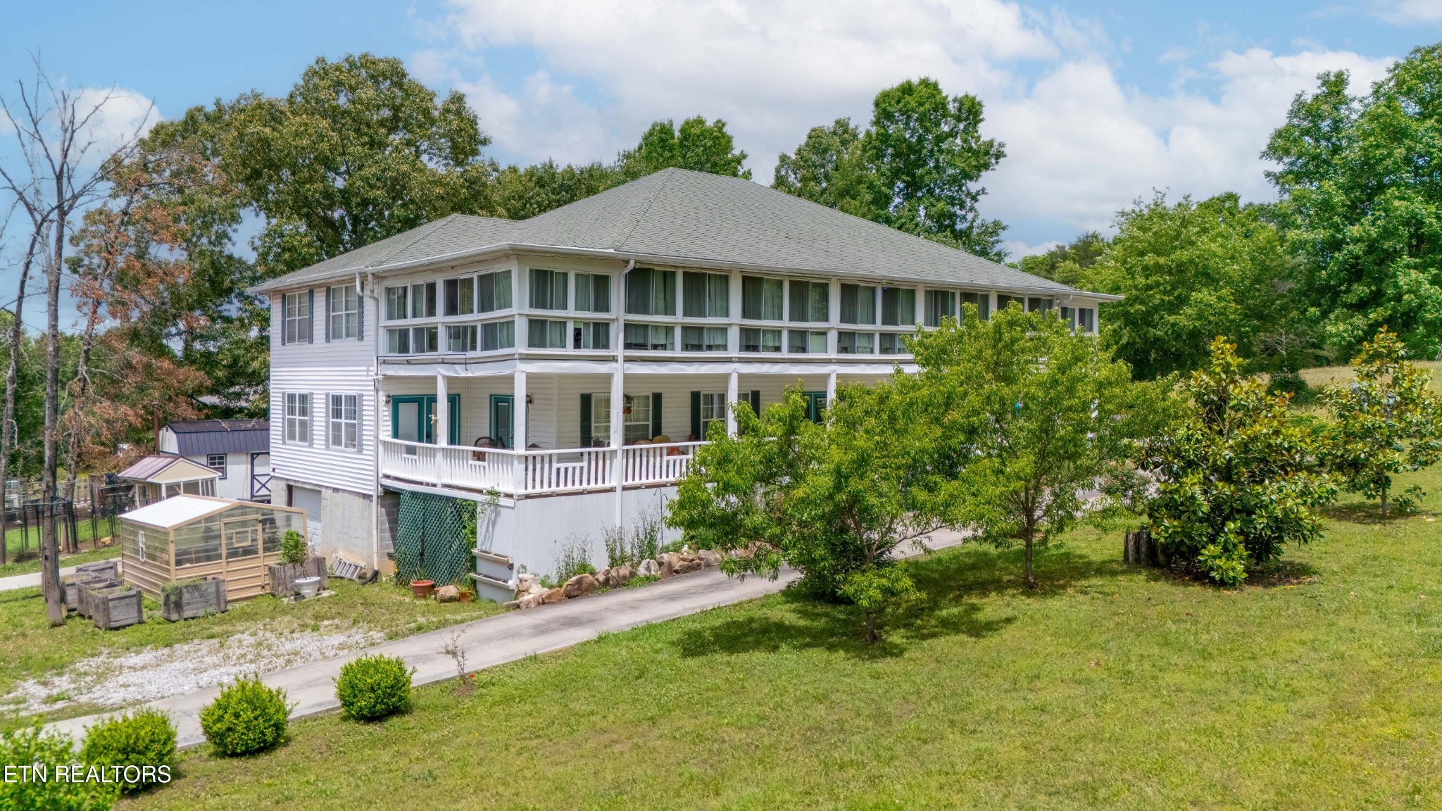 34 Rozzell Road Pikeville, TN 37367 - Photo 4 of 7