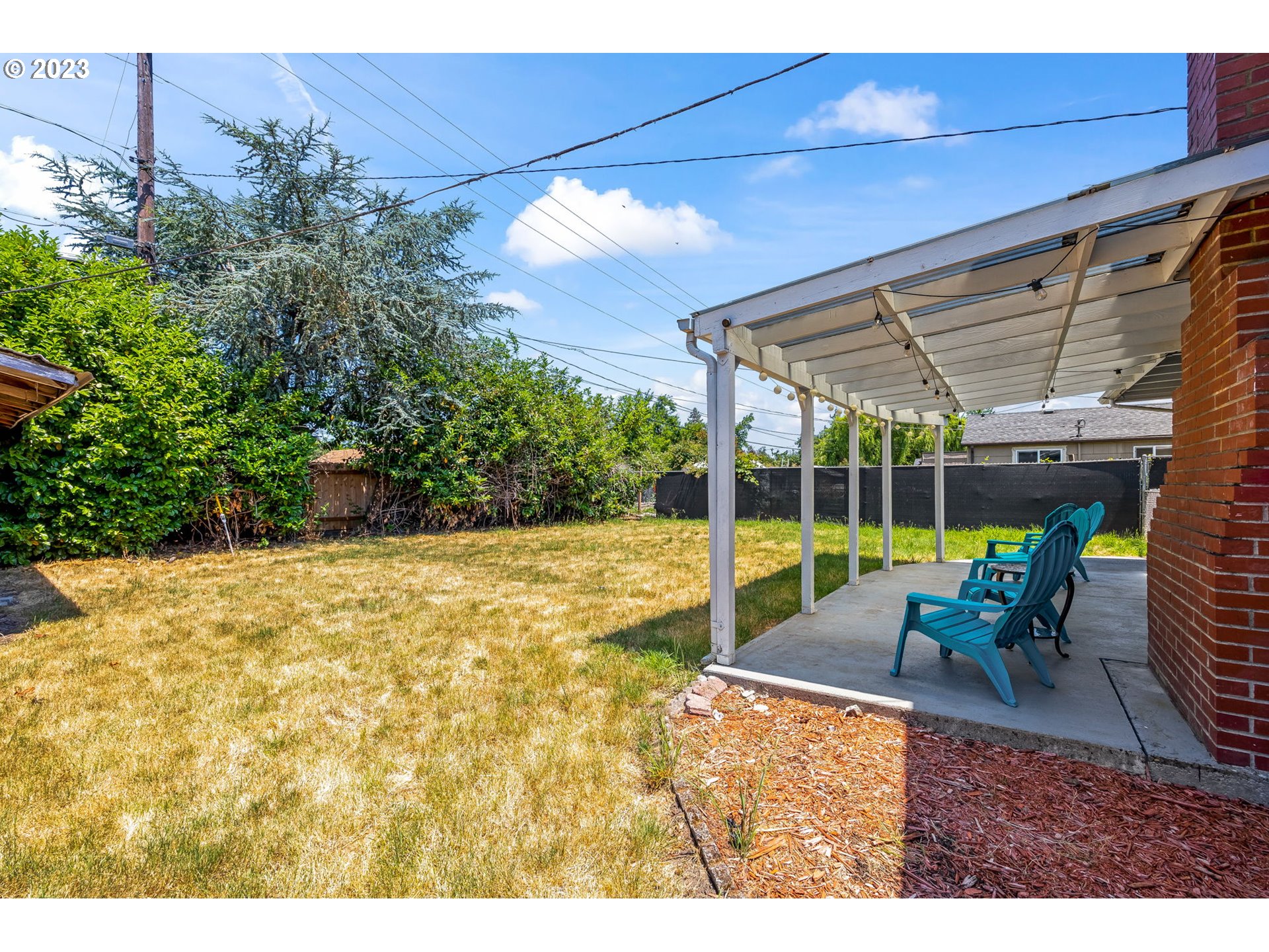 2290 E Street Springfield, OR 97477 - Photo 40 of 45 a view of a swimming pool with a patio