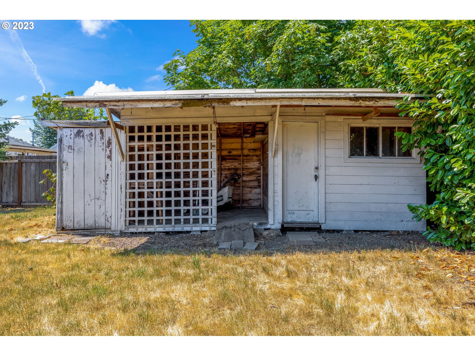 2290 E Street Springfield, OR 97477 - Photo 45 of 45 a view of outdoor space and yard