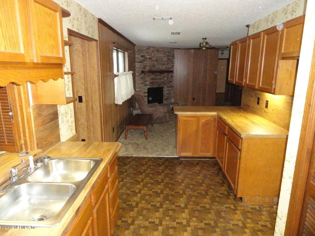 5226 Bedford Road Jacksonville, FL 32207 - Photo 12 of 31 Kitchen