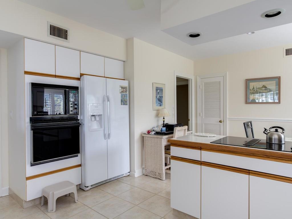 1901 Bay Road, Unit 104 Vero Beach, FL 32963 - Photo 12 of 35 Gallery Image 12