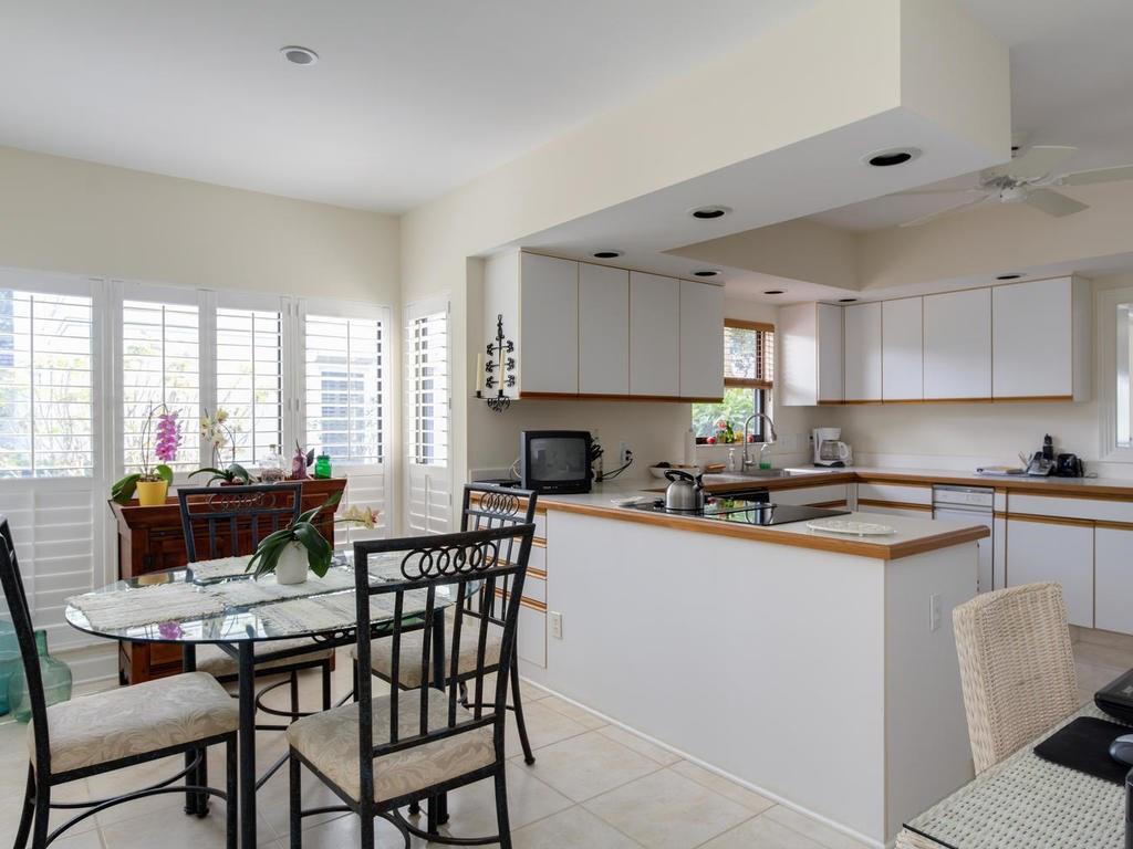 1901 Bay Road, Unit 104 Vero Beach, FL 32963 - Photo 8 of 35 Gallery Image 8