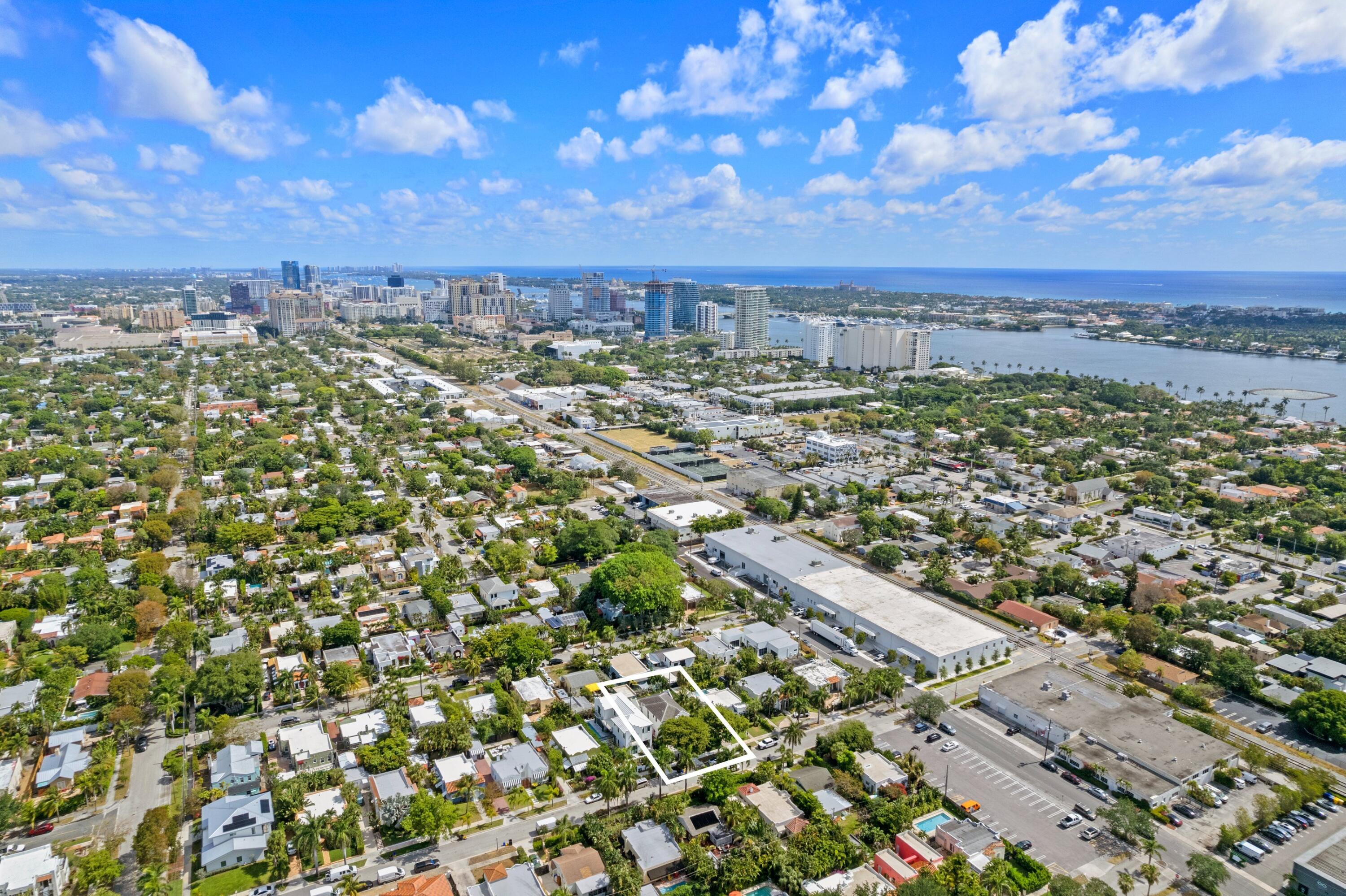 533 Westwood Road West Palm Beach, FL 33401 - Photo 34 of 43 an aerial view of a city