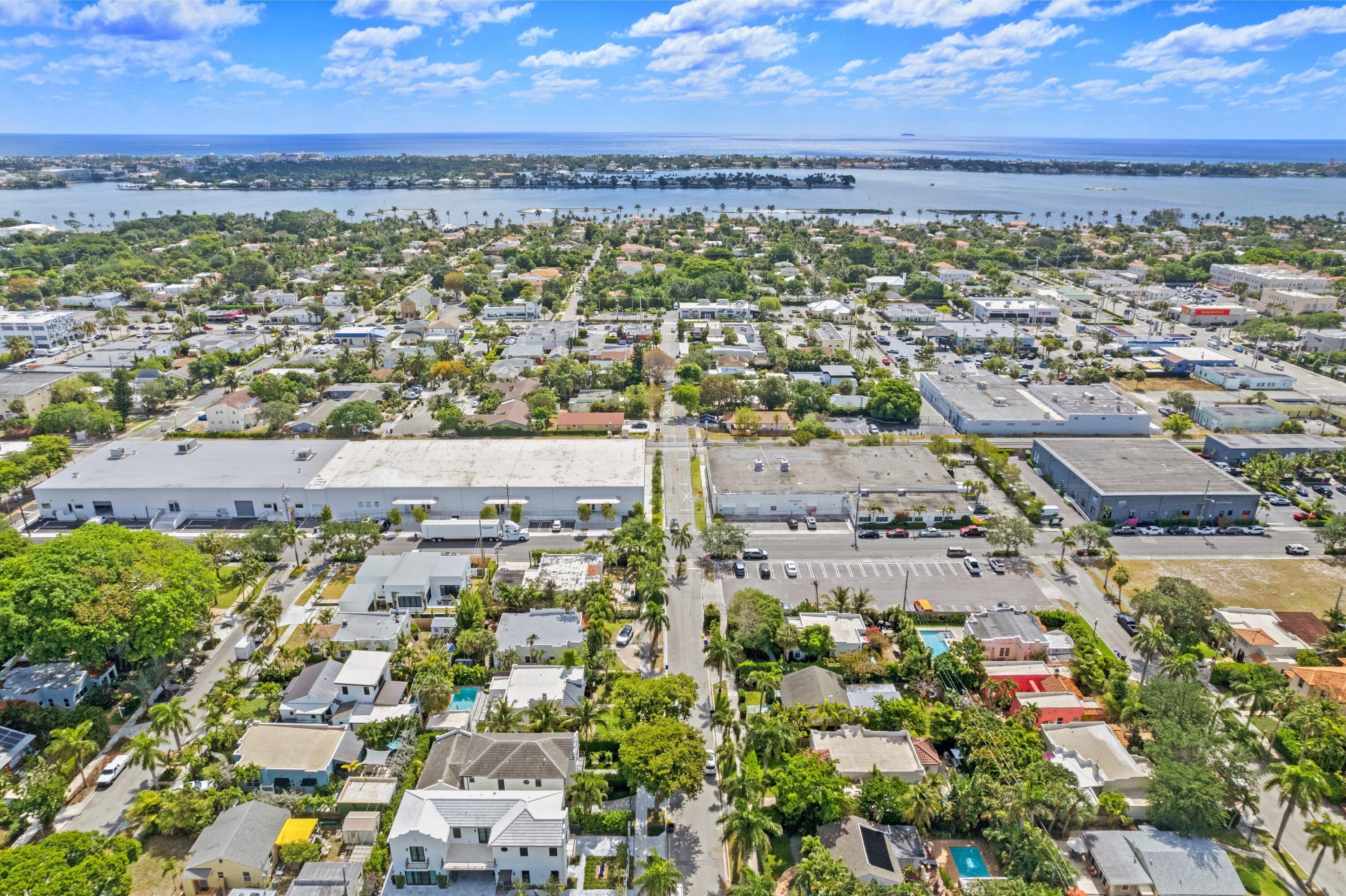 533 Westwood Road West Palm Beach, FL 33401 - Photo 43 of 43 an aerial view of residential building with outdoor space