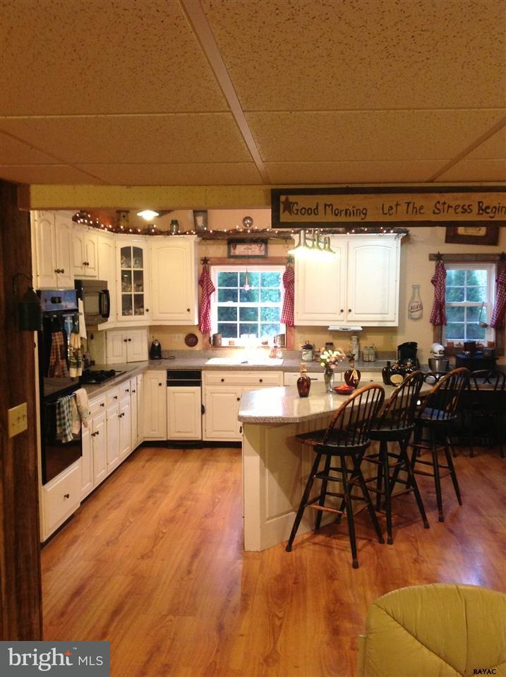 1812 Canal Road Manchester, PA 17345 - Photo 11 of 23 Gallery Image 11