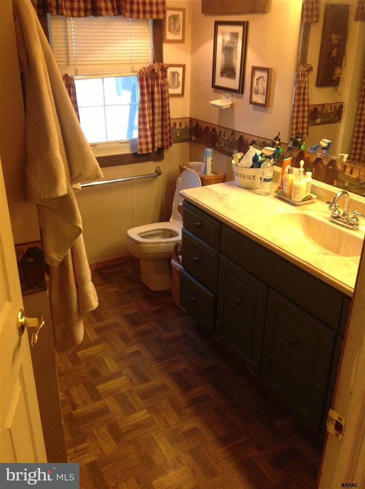 1812 Canal Road Manchester, PA 17345 - Photo 15 of 23 Gallery Image 15