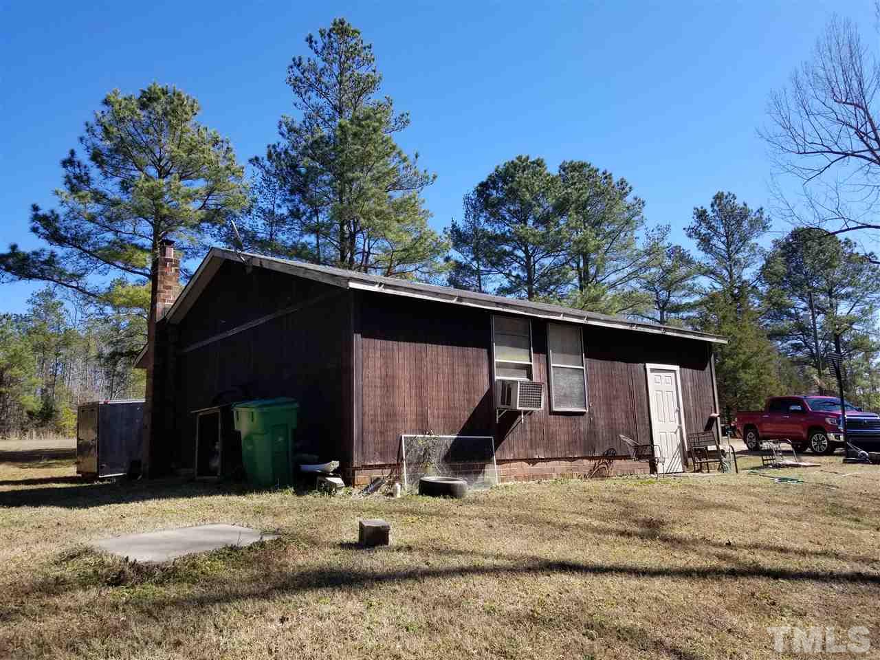 1216 Old Halifax Road Zebulon, NC 27597 - Photo 3 of 20