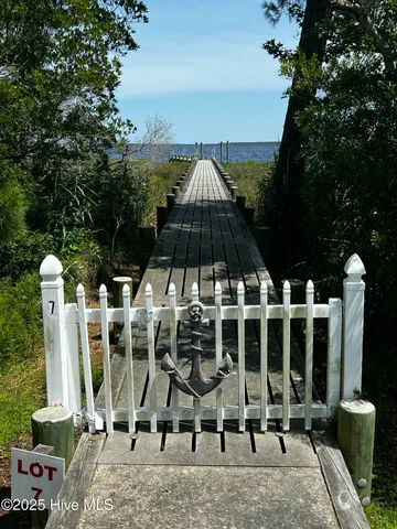 $135,000 | Lot 7 Commodore Point, Belhaven, NC 27810