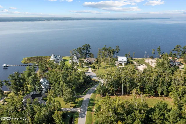 $135,000 | Lot 7 Commodore Point, Belhaven, NC 27810