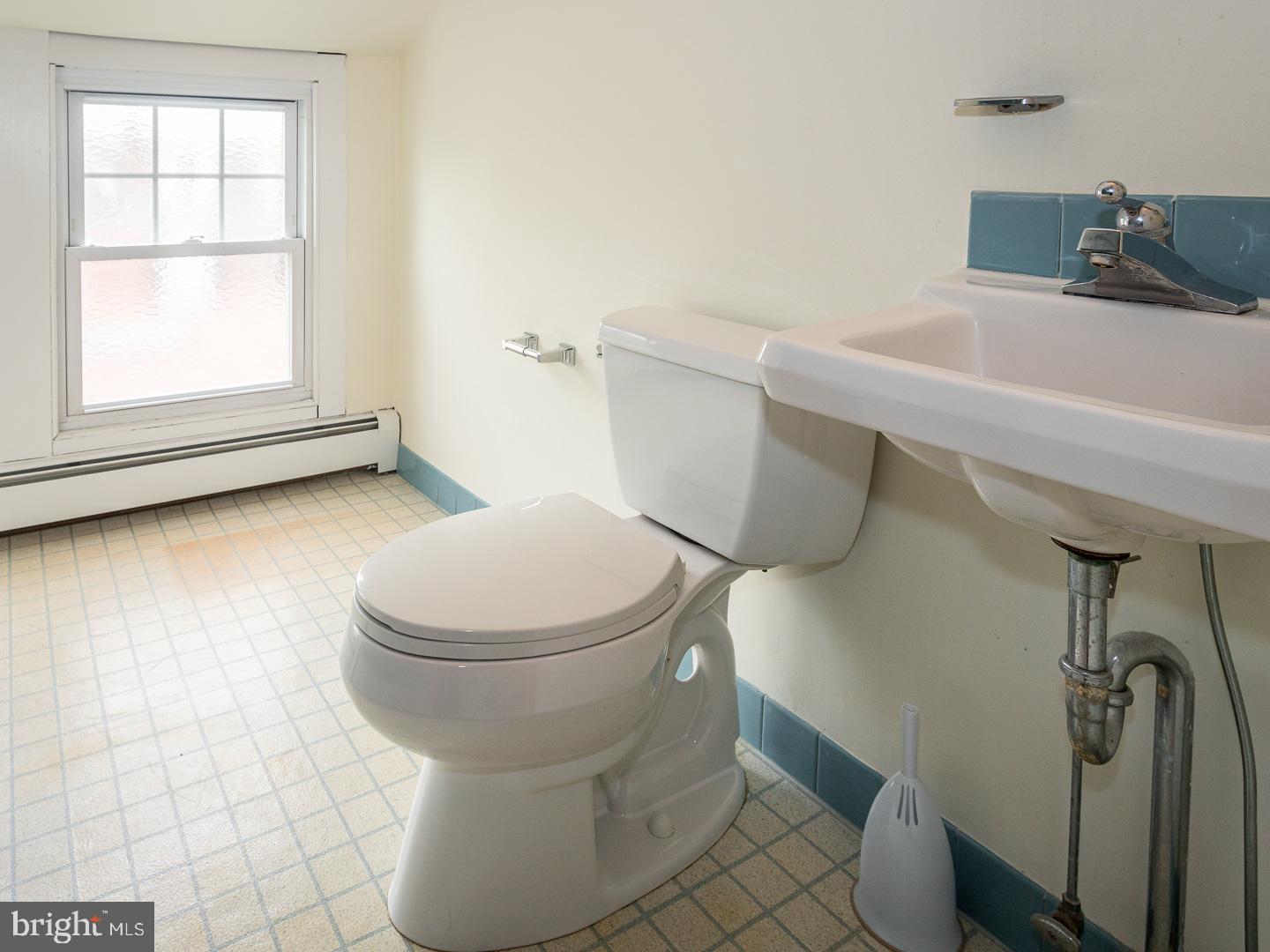 5 Bells Mill Road Glenside, PA 19038 - Photo 29 of 36 Full bathroom on upper level