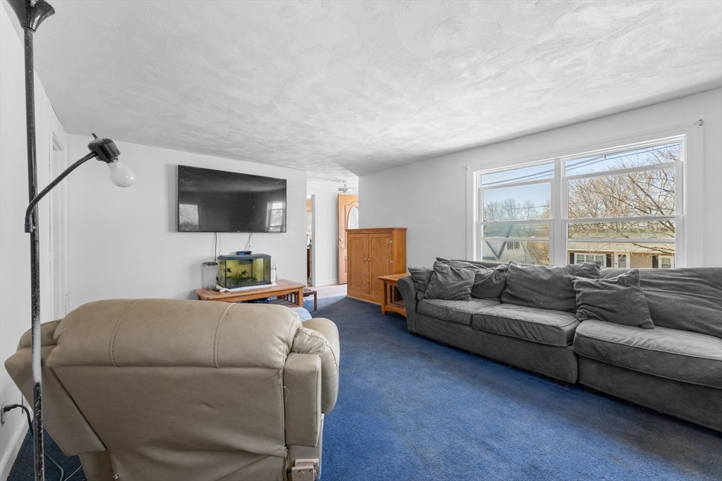 14 Wahtera Road Peabody, MA 01960 - Photo 5 of 32 Gallery Image 5