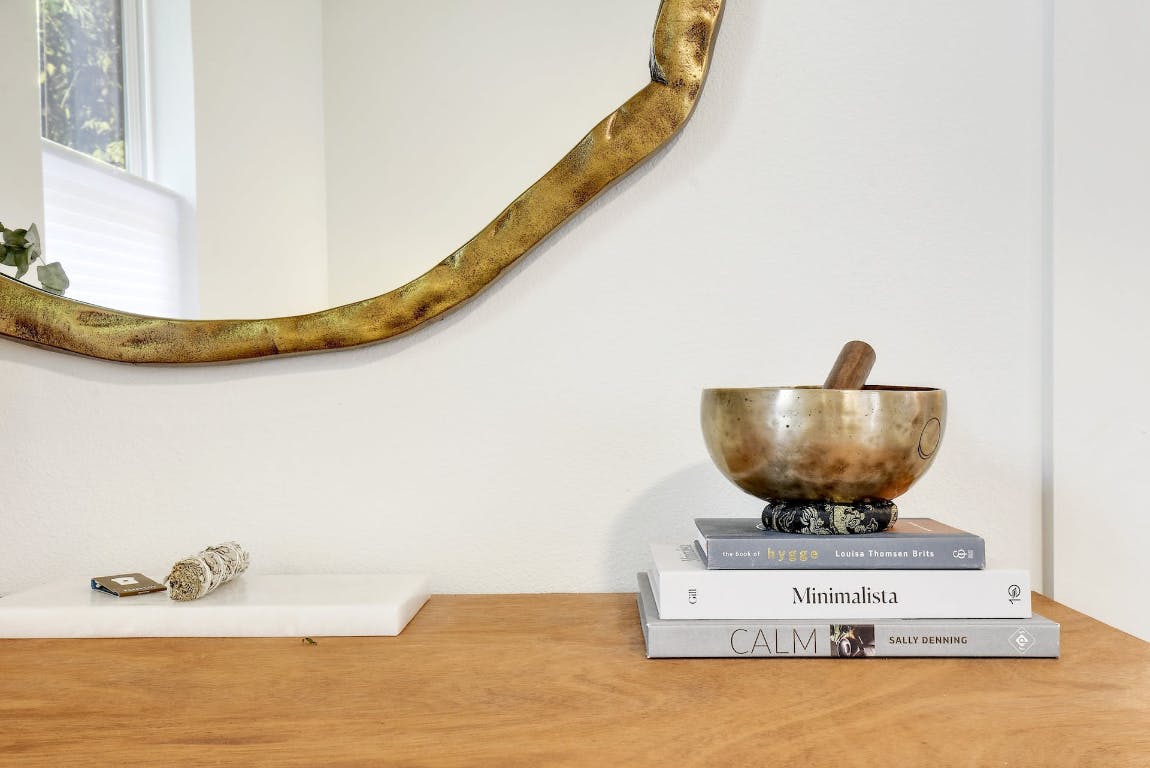 2901 Glen Rae Street, Unit A Austin, TX 78702 - Photo 18 of 36 a living room with furniture