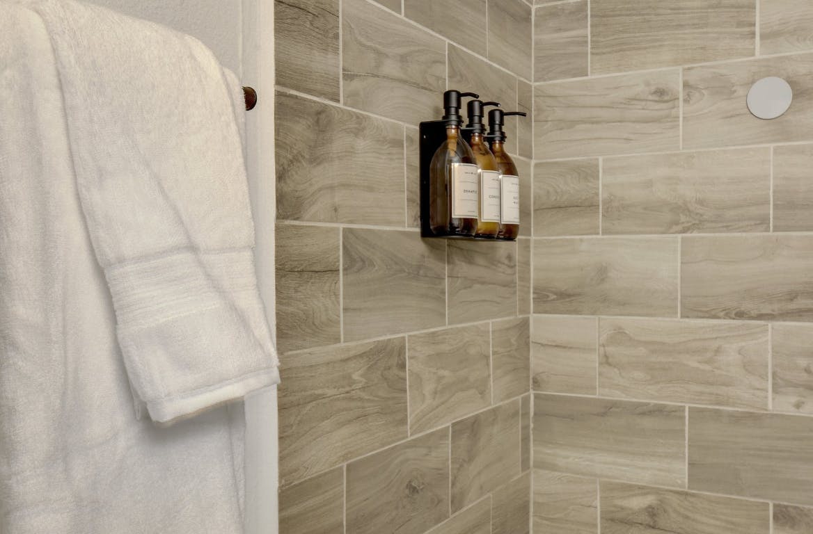 2901 Glen Rae Street, Unit A Austin, TX 78702 - Photo 30 of 36 a bathroom with a shower