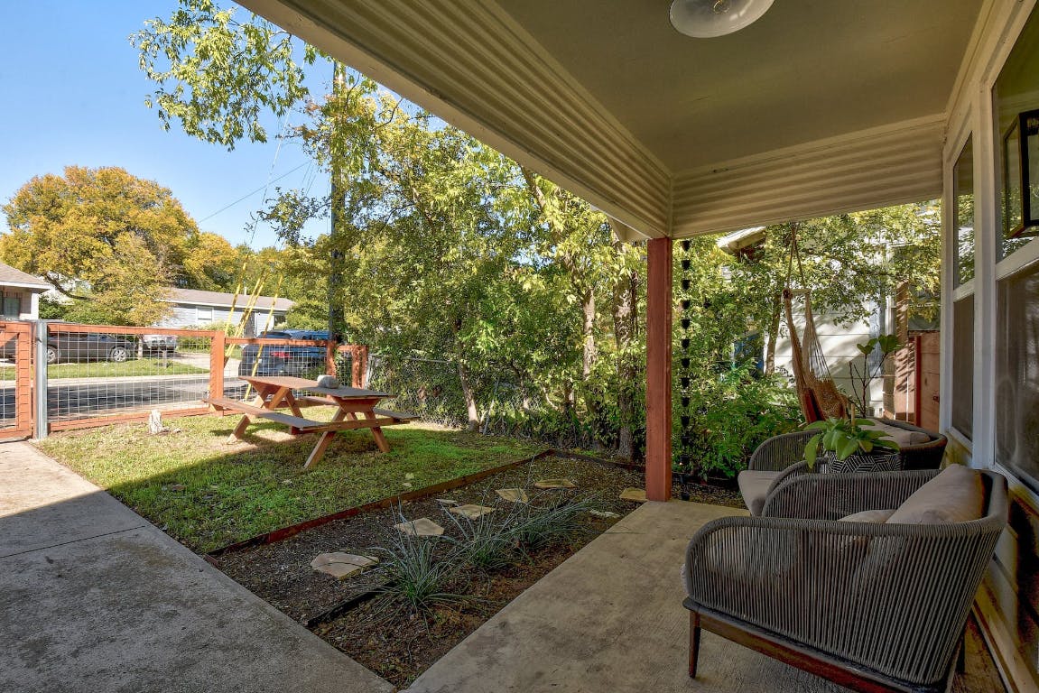 2901 Glen Rae Street, Unit A Austin, TX 78702 - Photo 36 of 36 a view of yard with patio