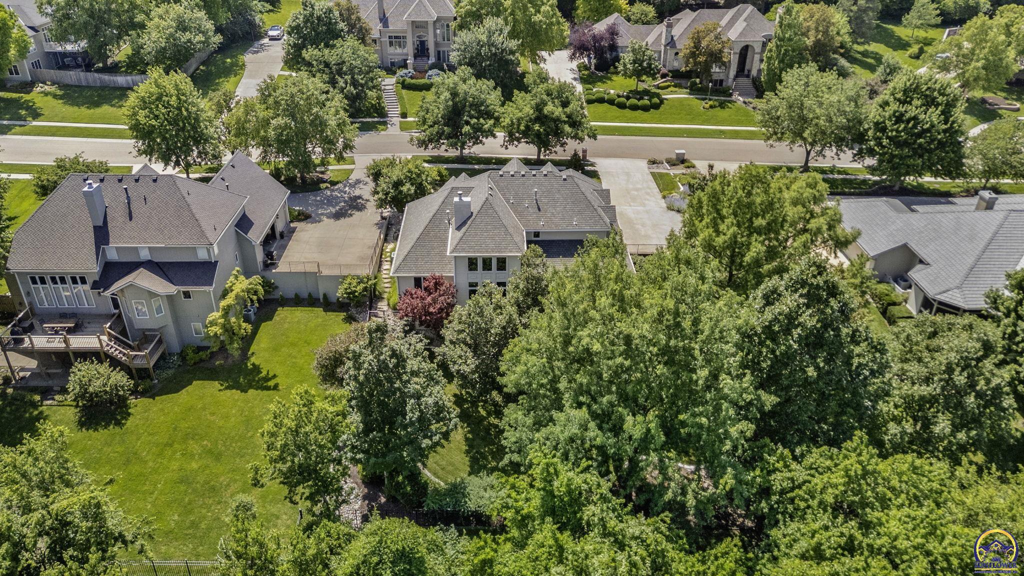 3916 Southwest Clarion Place Topeka, KS 66610 - Photo 88 of 96