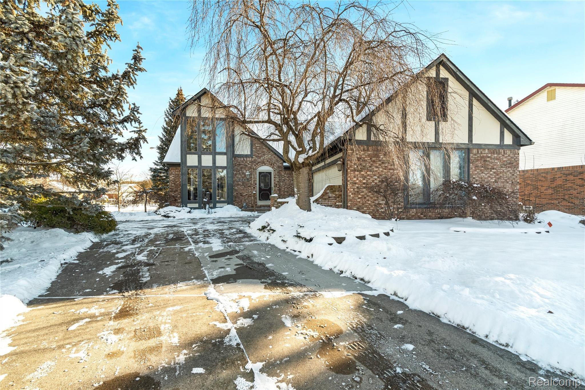 21565 Hall Road Trenton, MI 48183 - Photo 1 of 42 WELCOME HOME!