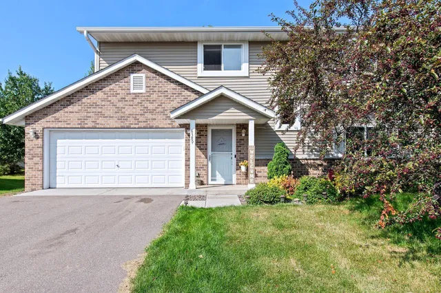 $237,000 | 6389 207th Street North, Forest Lake, MN 55025