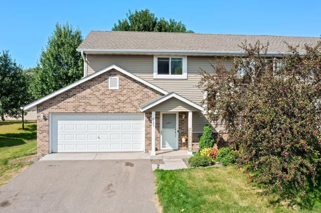 $237,000 | 6389 207th Street North, Forest Lake, MN 55025