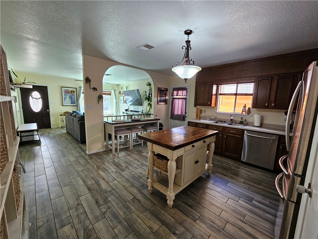 3310 Harkis Road El Paso, TX 79936 - Photo 10 of 38