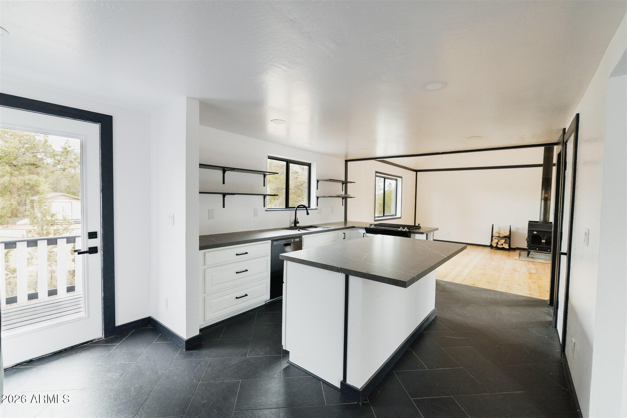 3326 Homestead Drive Overgaard, AZ 85933 - Photo 11 of 93 2K4A5855