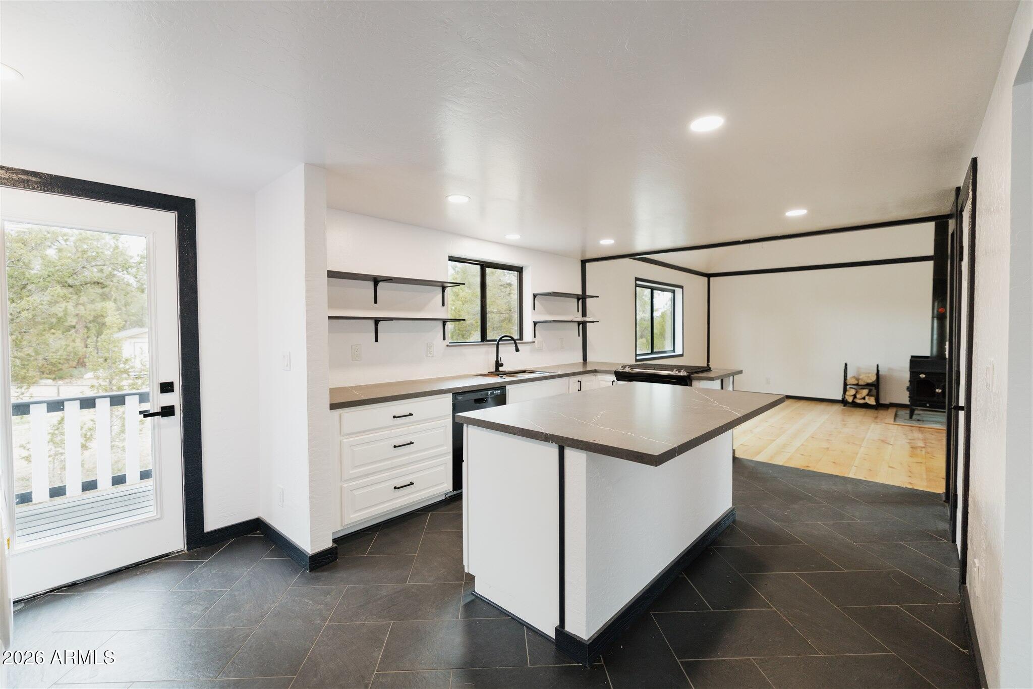 3326 Homestead Drive Overgaard, AZ 85933 - Photo 13 of 93 2K4A5880