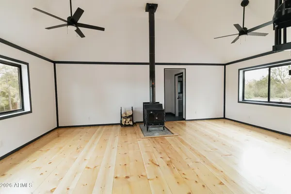 $549,900 | 3326 Homestead Drive, Overgaard, AZ 85933