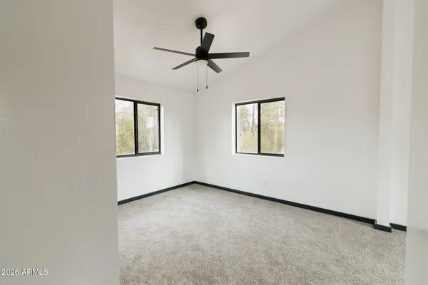 $549,900 | 3326 Homestead Drive, Overgaard, AZ 85933