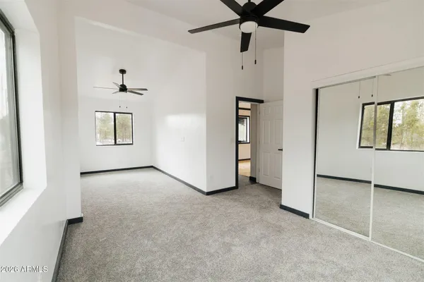 $549,900 | 3326 Homestead Drive, Overgaard, AZ 85933