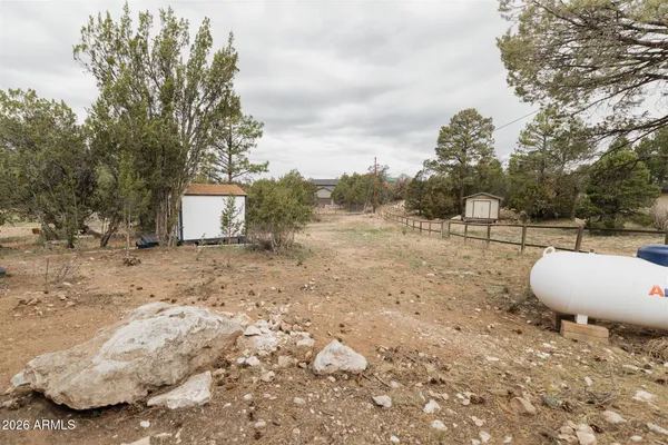 $549,900 | 3326 Homestead Drive, Overgaard, AZ 85933
