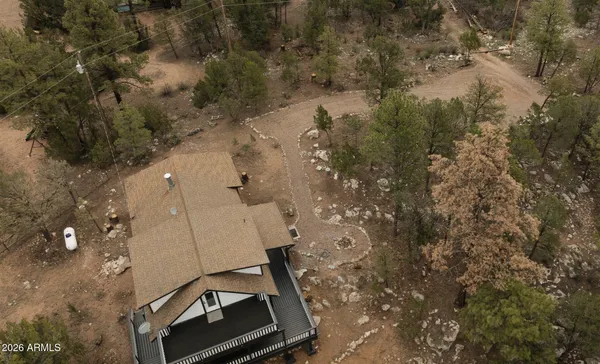 $549,900 | 3326 Homestead Drive, Overgaard, AZ 85933