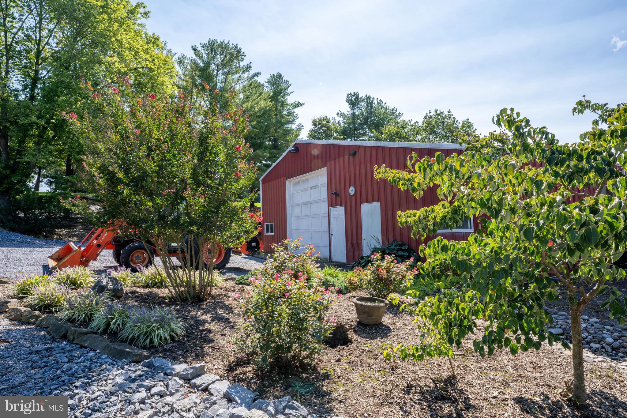 27720 Ridge Road Damascus, MD 20872 - Photo 54 of 90 Superb landscaping