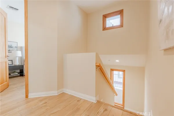 $765,000 | 216 North Buena Vista Street, Unit 113, Burbank, CA 91505